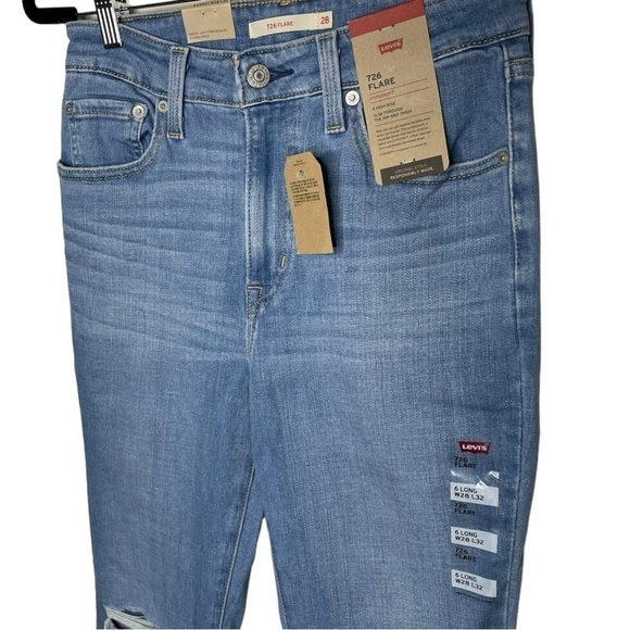 Levi's 726 Hypersoft High-rise Flare Jeans, Size 6 Long - Picture 6 of 10